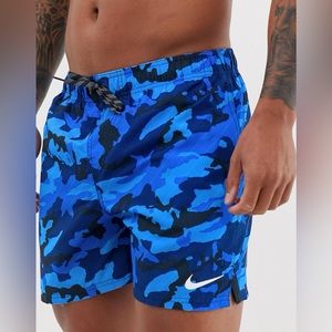 👉🏼Like New👈🏼 Men’s Nike Swim Trunks Shorts in Blue Camo Size: XXL